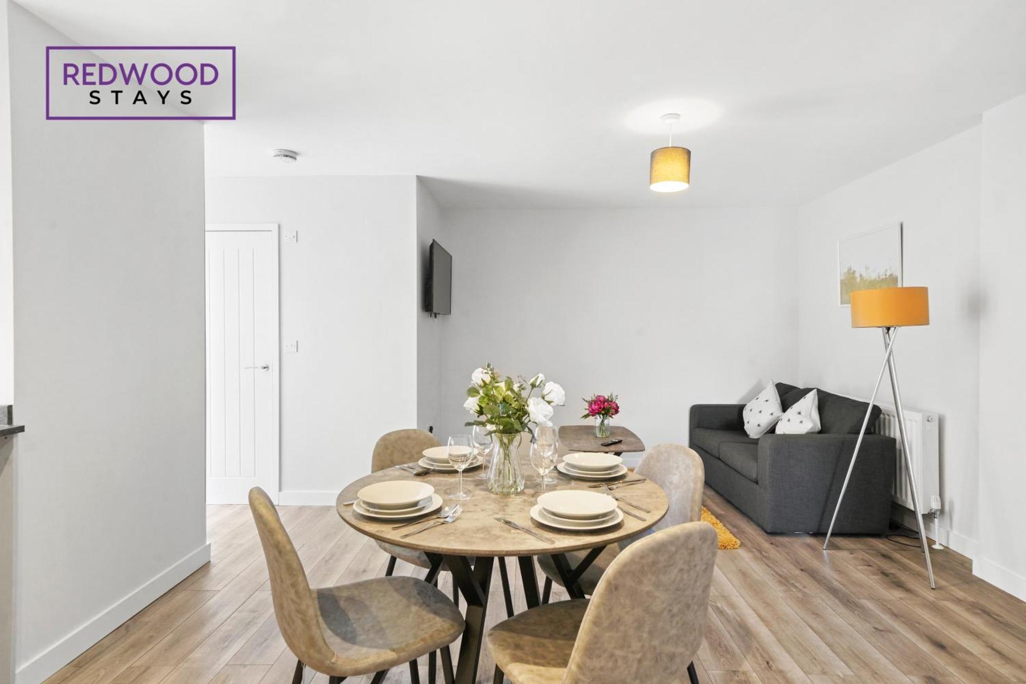 Quality 1 Bed 1 Bath Apartments For Contractors By Redwood Stays Farnborough  Bagian luar foto